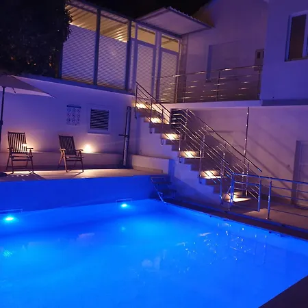 Fuer Vier Personen Mit Balkon Apartment *